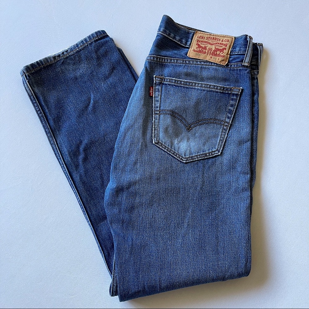 Levi’s 505 Regular Classic Straight Leg Fit Distressed Jeans 100% Cotton 32 x 32